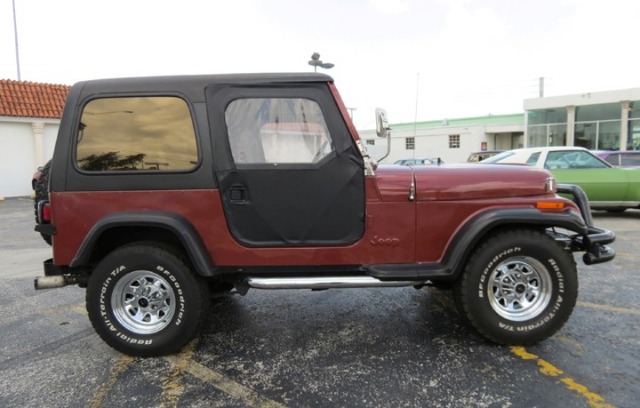 Used 1986 Jeep Wrangler  | Lake Wales, FL